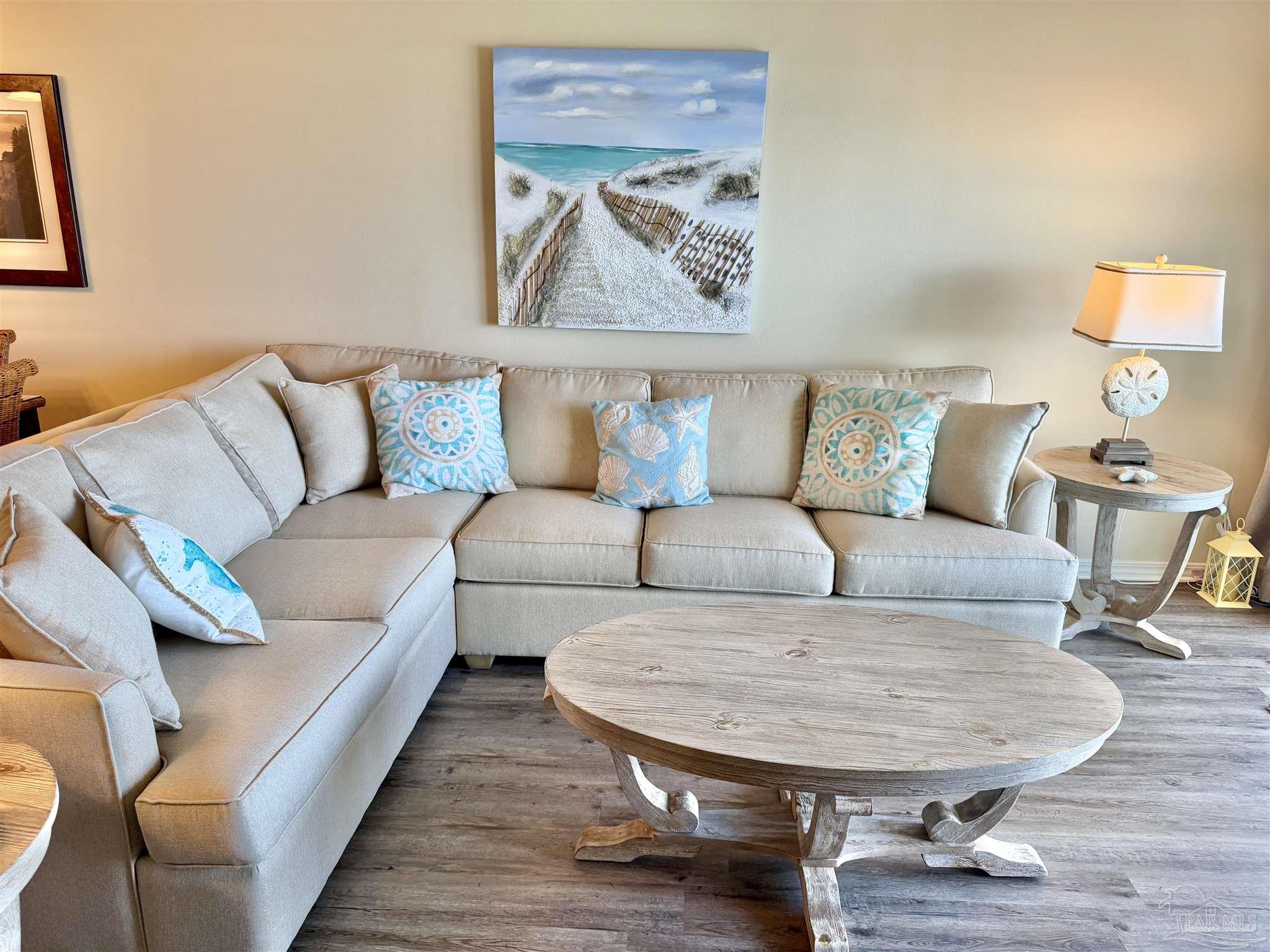 15934 Innerarity Point Road Pensacola, FL 32507 - Photo 16 of 53 Gallery Image 16