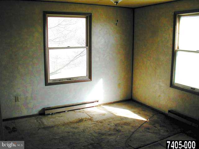 490 Belmont Road Gettysburg, PA 17325 - Photo 12 of 20 Gallery Image 12