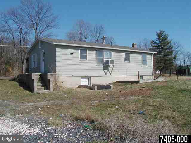 490 Belmont Road Gettysburg, PA 17325 - Photo 5 of 20 Gallery Image 5