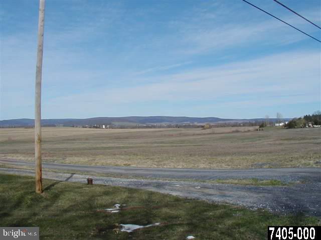 490 Belmont Road Gettysburg, PA 17325 - Photo 6 of 20 Gallery Image 6
