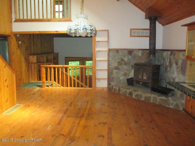 1323 Millcreek Road Newfoundland, PA 18445 - Photo 6 of 18 a view of a porch of a house