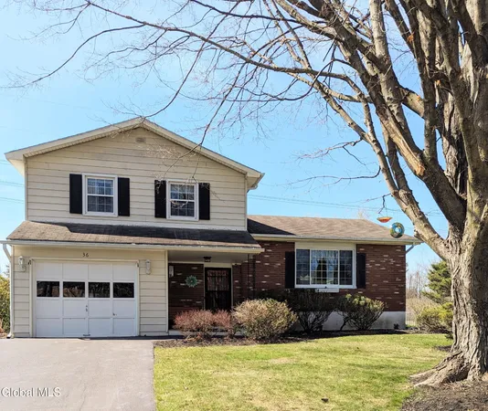 $395,900 | 36 Ellendale Avenue, Bethlehem, NY 12158