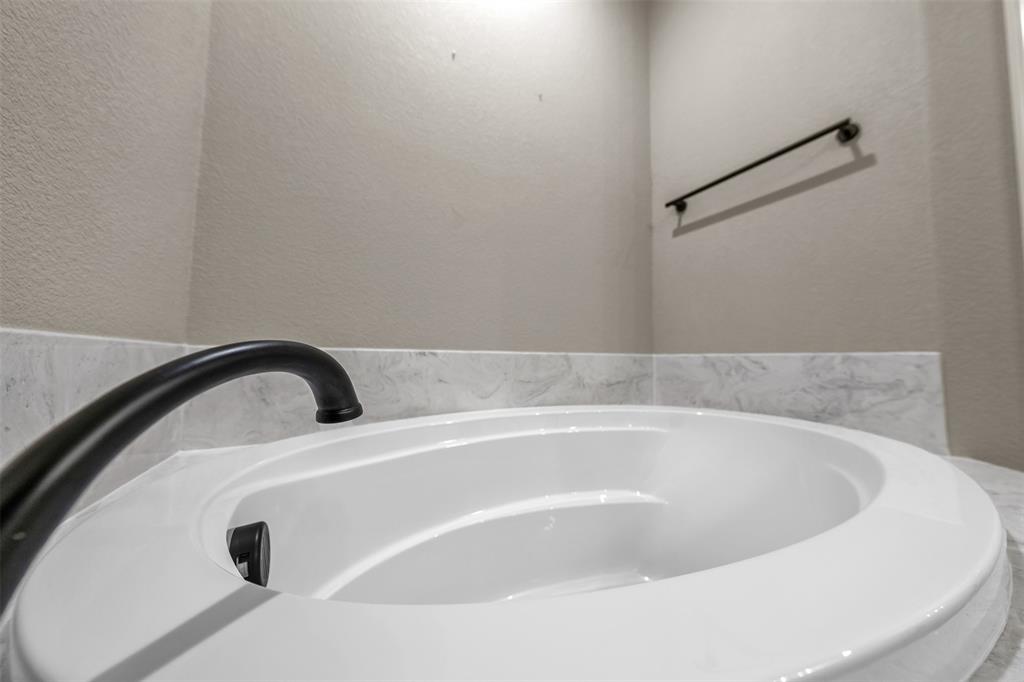 571 County Road 2830 Decatur, TX 76234 - Photo 19 of 40