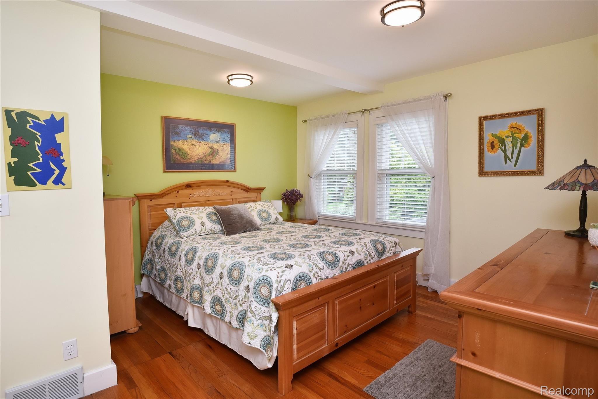 817 Lockwood Road Royal Oak, MI 48067 - Photo 27 of 44 817 Lockwood_27.JPG