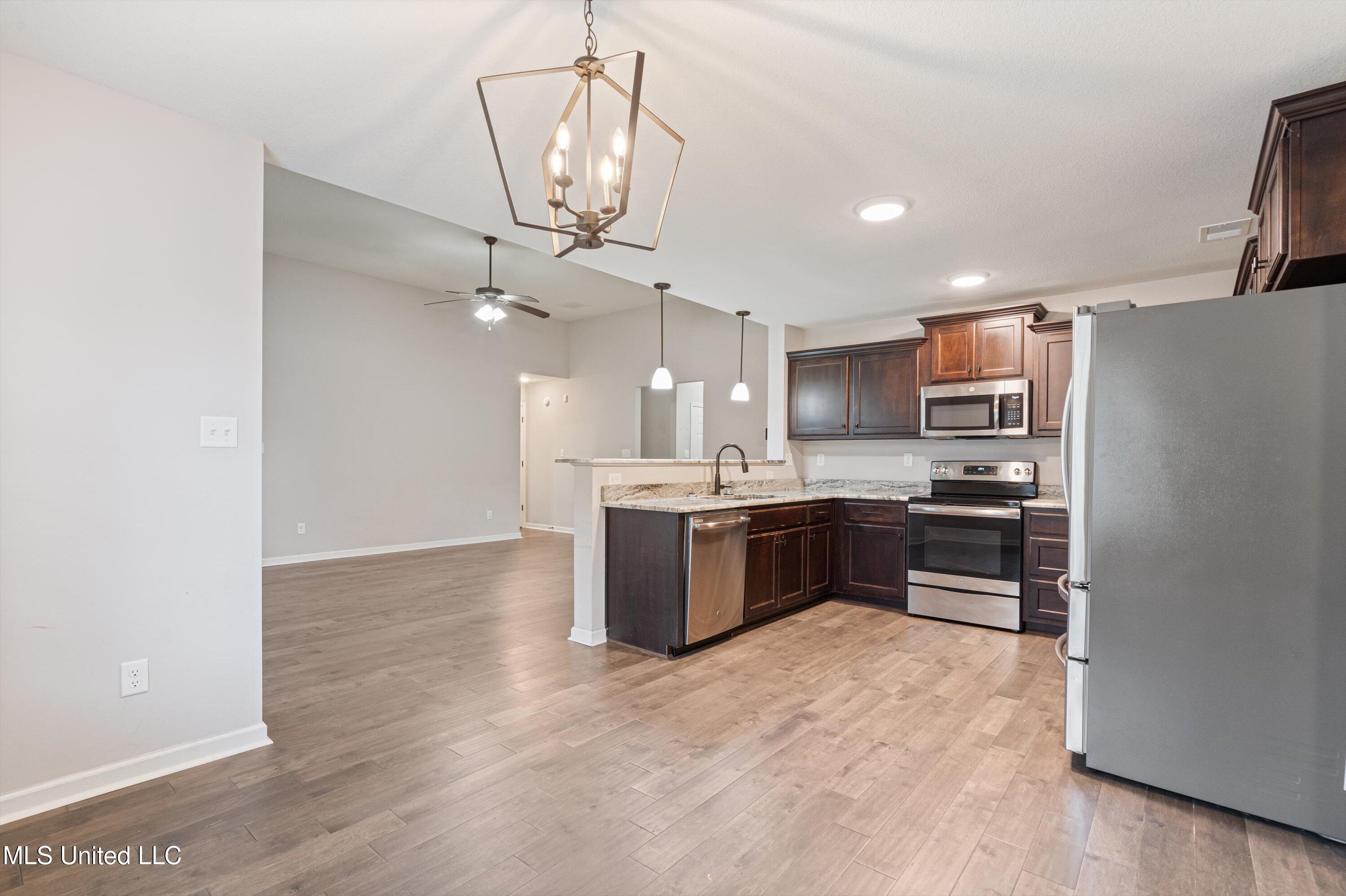 3246 Magnolia Ridge Drive Hernando, MS 38632 - Photo 10 of 31 10-DSC0837