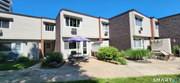 $315,000 | 111 W Walk, Unit 111, West Haven, CT 06516