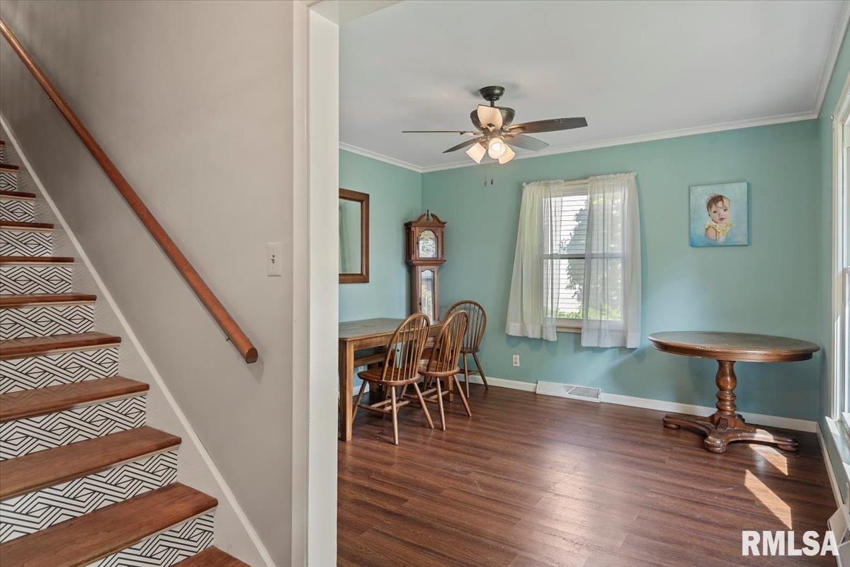 2024 Cambridge Road Springfield, IL 62704 - Photo 16 of 36