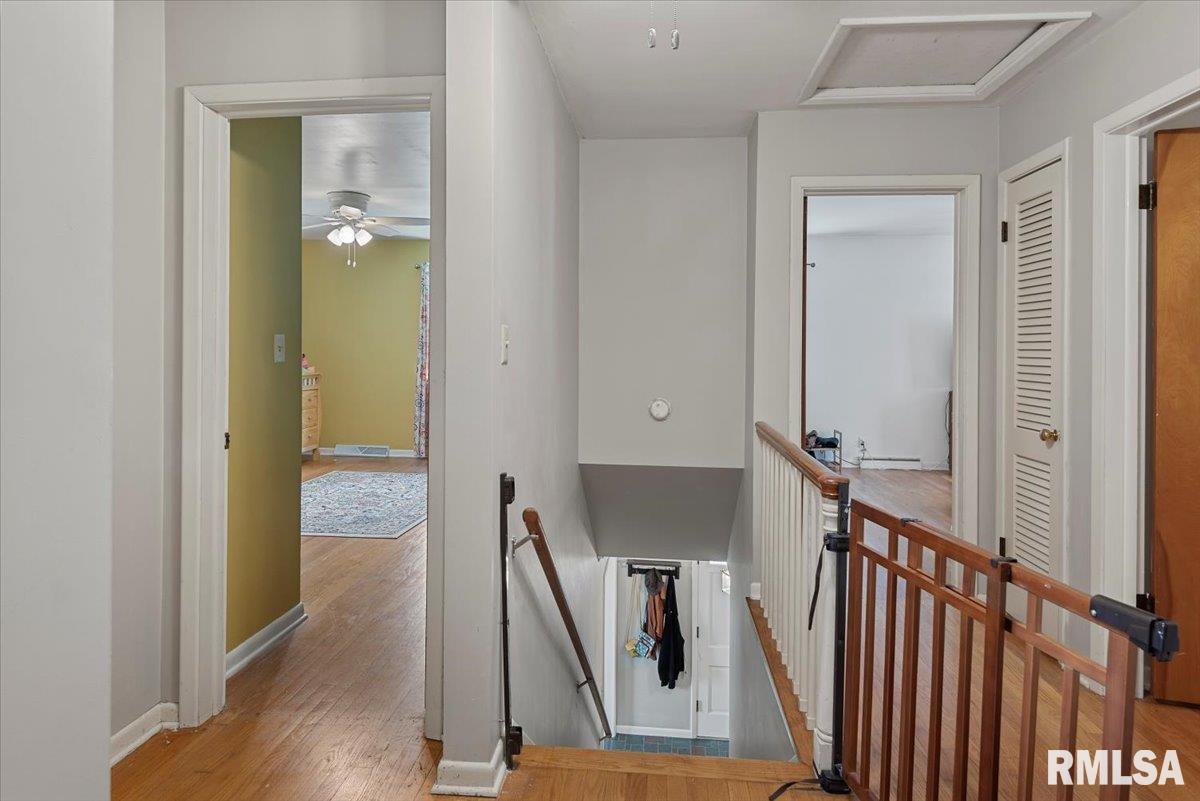 2024 Cambridge Road Springfield, IL 62704 - Photo 17 of 36