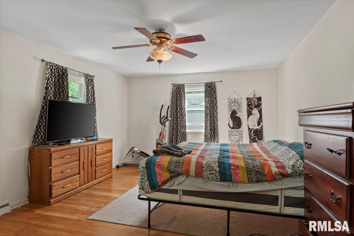 2024 Cambridge Road Springfield, IL 62704 - Photo 18 of 36