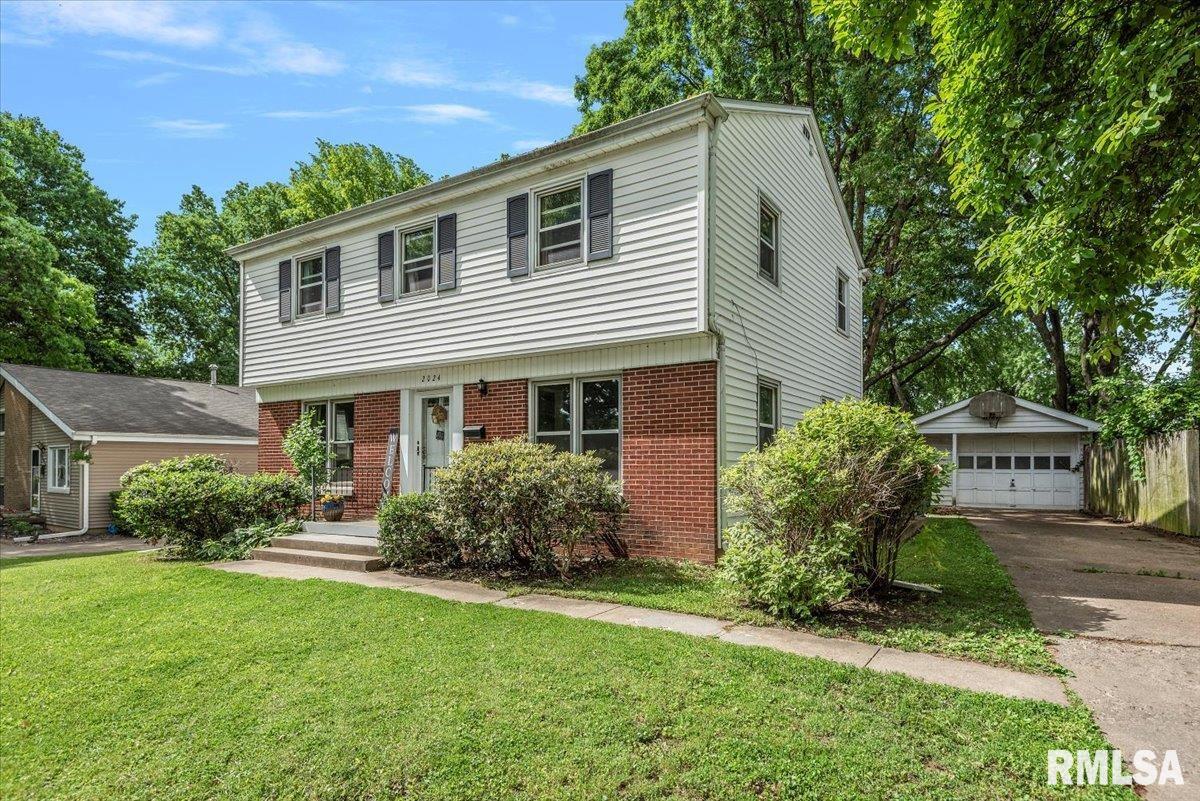 2024 Cambridge Road Springfield, IL 62704 - Photo 2 of 36