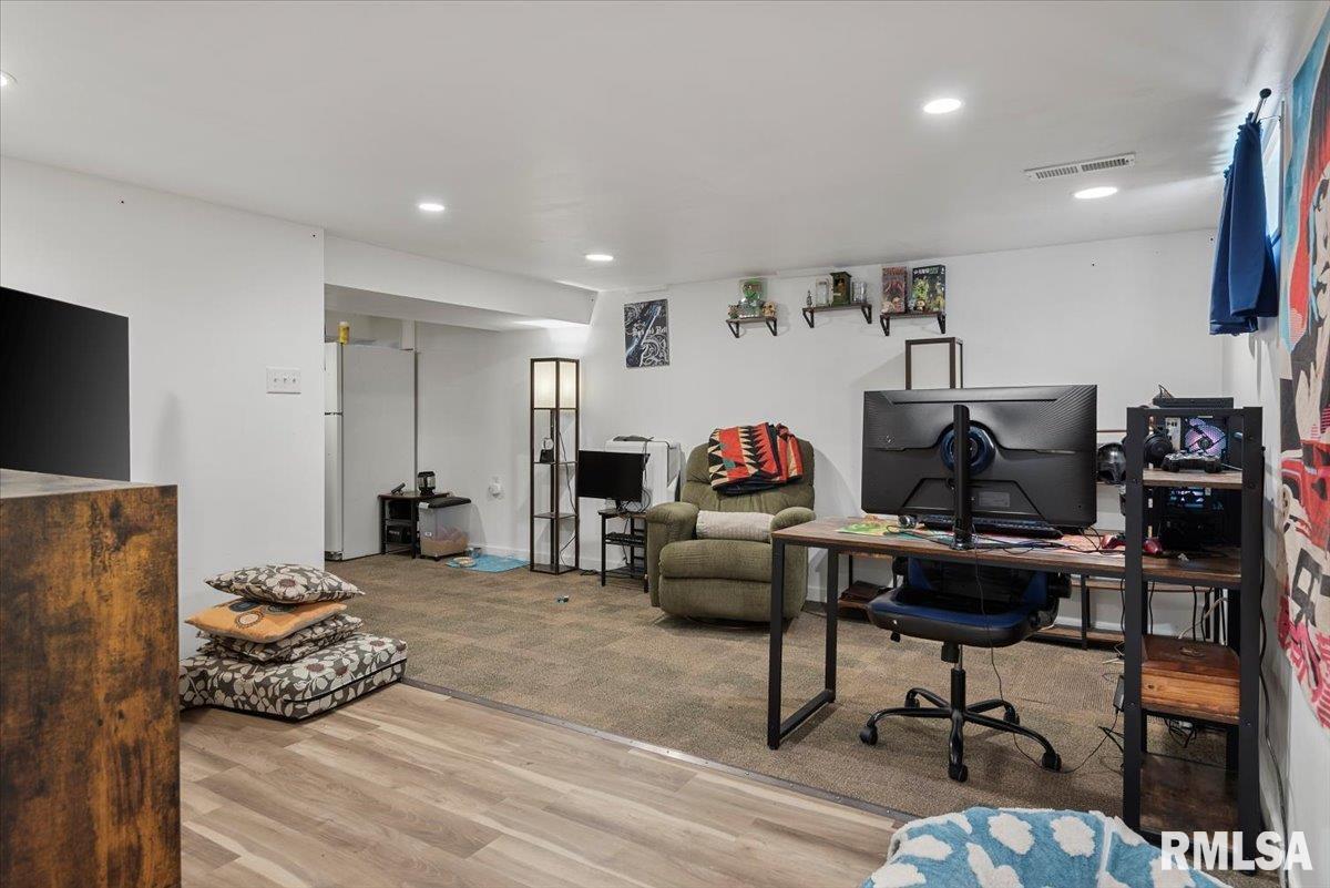 2024 Cambridge Road Springfield, IL 62704 - Photo 26 of 36