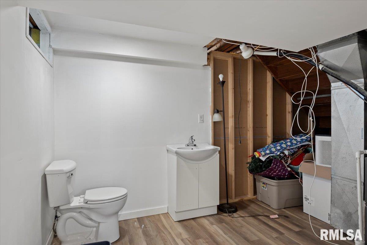 2024 Cambridge Road Springfield, IL 62704 - Photo 29 of 36