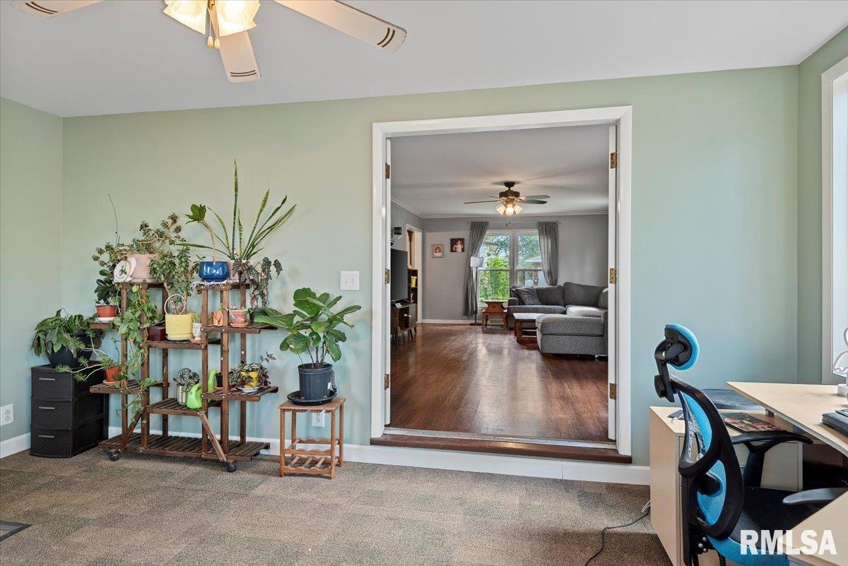 2024 Cambridge Road Springfield, IL 62704 - Photo 9 of 36