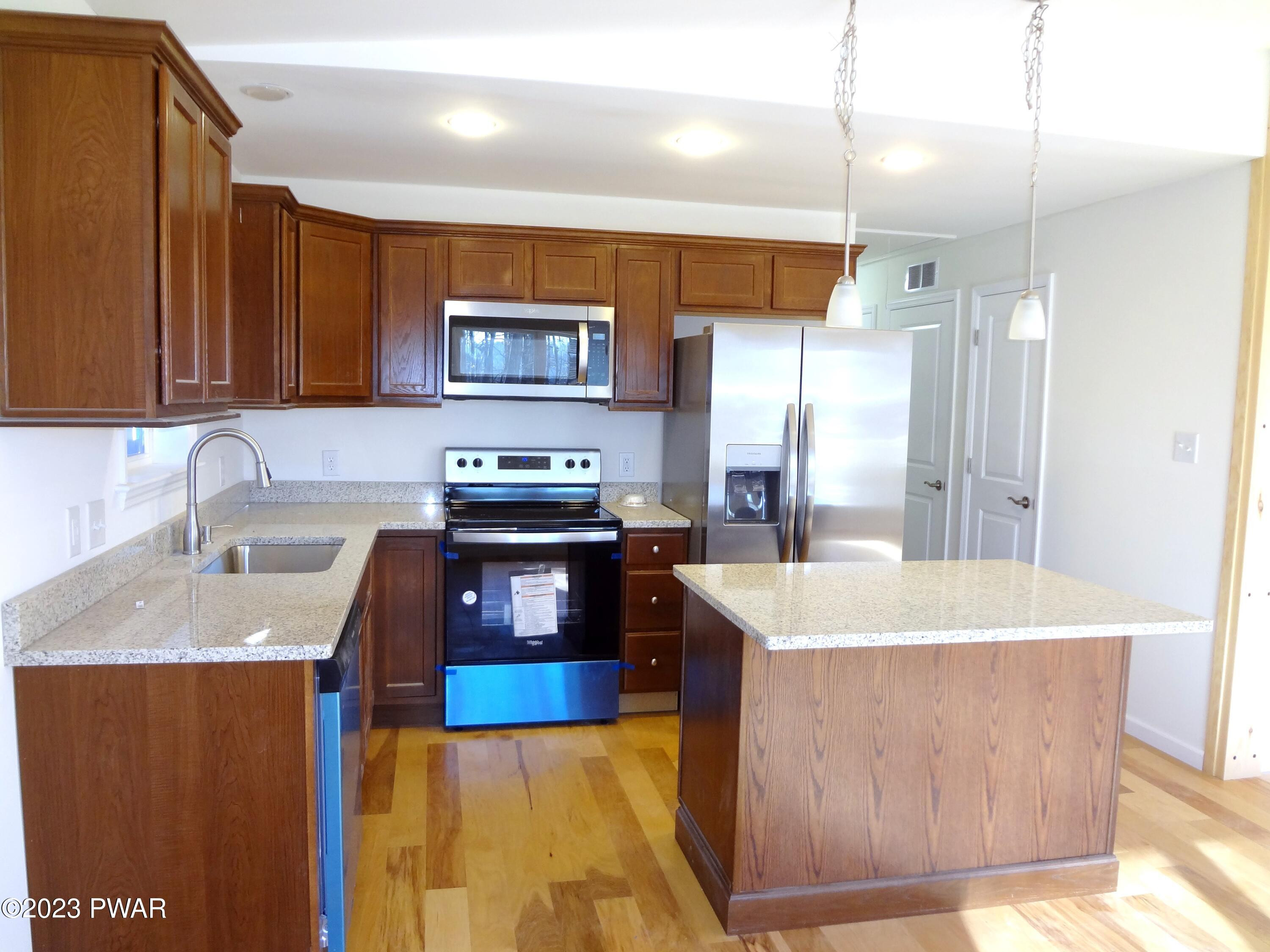 939 Hibernation Road Lake Ariel, PA 18436 - Photo 11 of 44