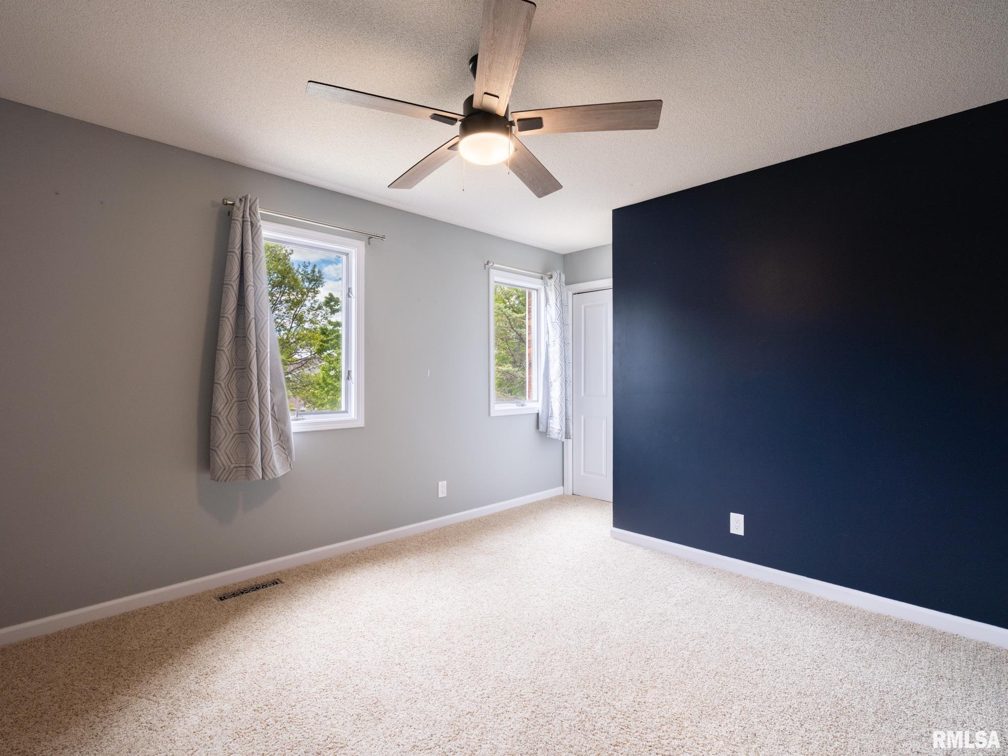 6607 North Camelot Road Peoria, IL 61615 - Photo 38 of 75