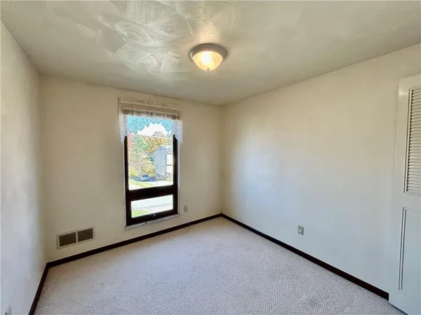 $259,900 | 26 West White Oak Drive, Delmont, PA 15626