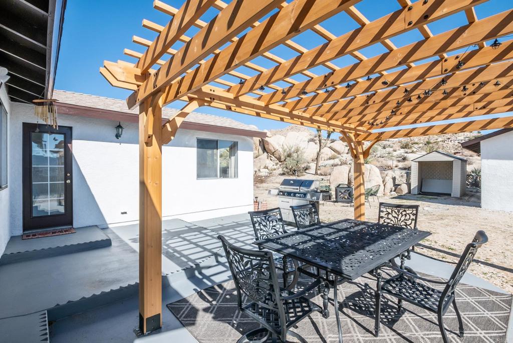 6295 Avila Road Yucca Valley, CA 92284 - Photo 45 of 75
