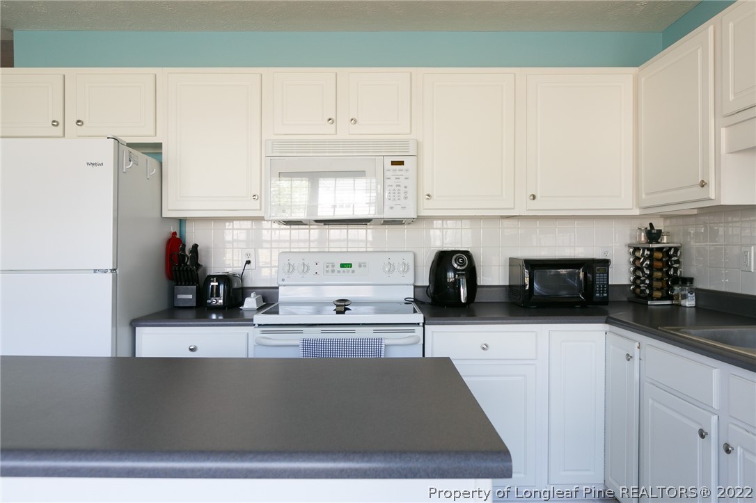 5408 Arnette Road Hope Mills, NC 28348 - Photo 9 of 20 Gallery Image 9