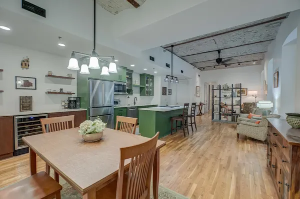 $485,000 | 300 Wall Street, Unit 307, St. Paul, MN 55101