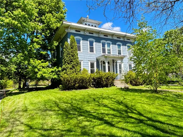 $399,900 | 336 Gibson Street, Canandaigua City, NY 14424