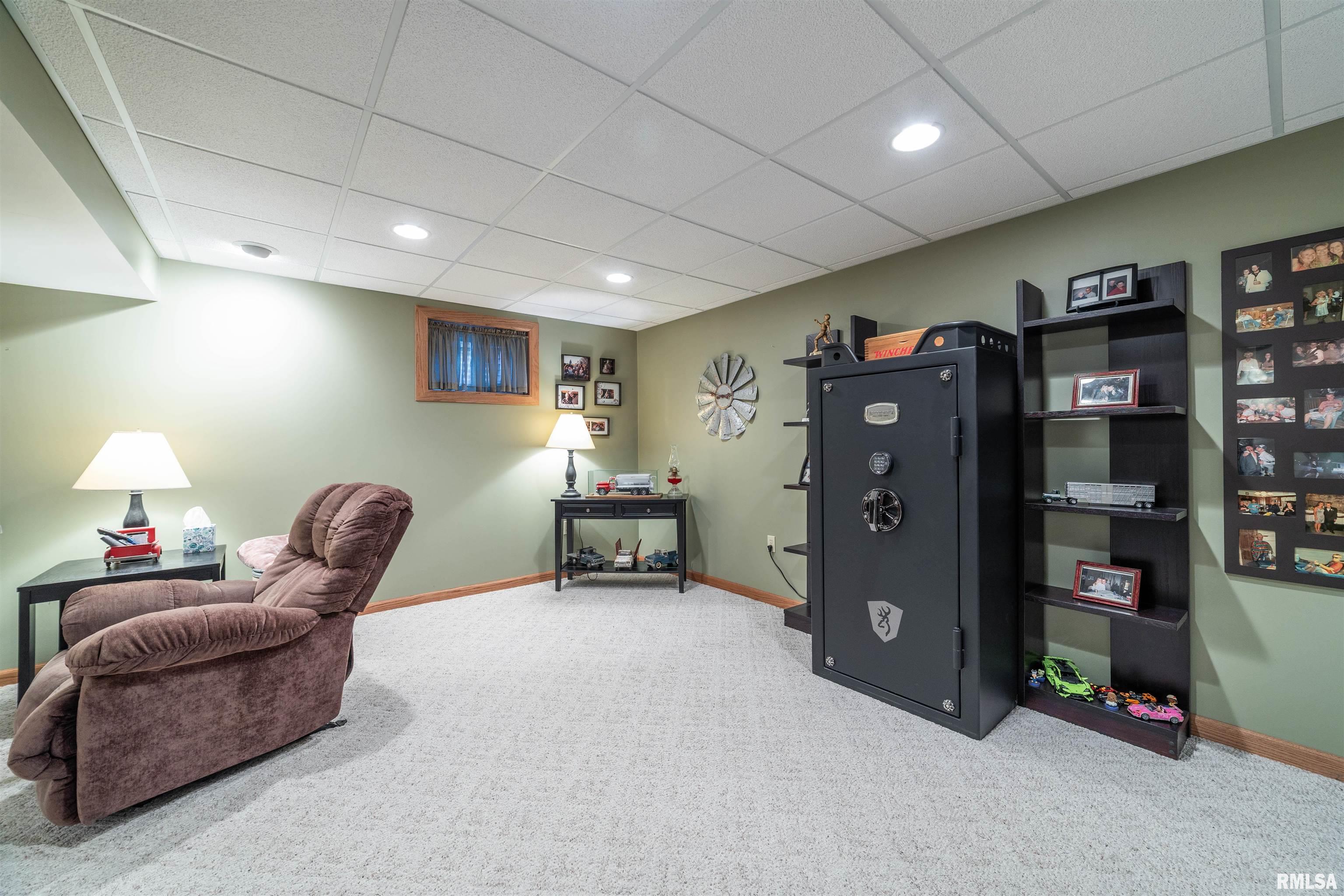 3309 Wynridge Road Quincy, IL 62305 - Photo 39 of 60 Gallery Image 39