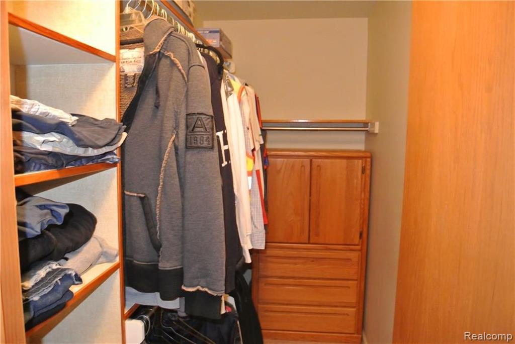 47105 Liberty Bell Road North Macomb, MI 48044 - Photo 26 of 36