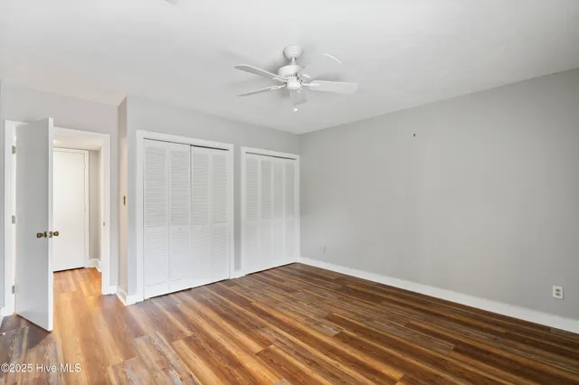 $985,000 | 303 Live Oak Street, Emerald Isle, NC 28594