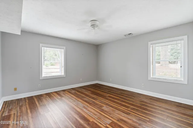 $985,000 | 303 Live Oak Street, Emerald Isle, NC 28594