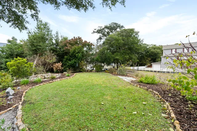 $985,000 | 303 Live Oak Street, Emerald Isle, NC 28594