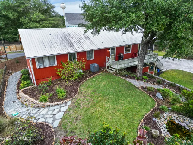 $985,000 | 303 Live Oak Street, Emerald Isle, NC 28594