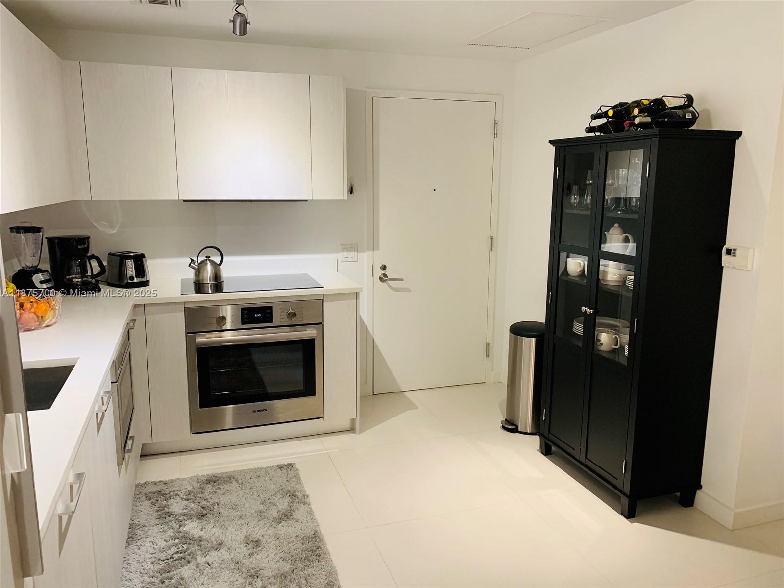 501 Northeast 31st Street, Unit 709 Miami, FL 33137 - Photo 6 of 40