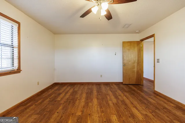 $199,000 | 18 Eddye Lane, Ray City, GA 31645