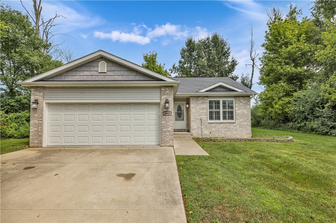 5665 Timber Lake Drive Decatur, IL 62521 - Photo 2 of 24 Gallery Image 2