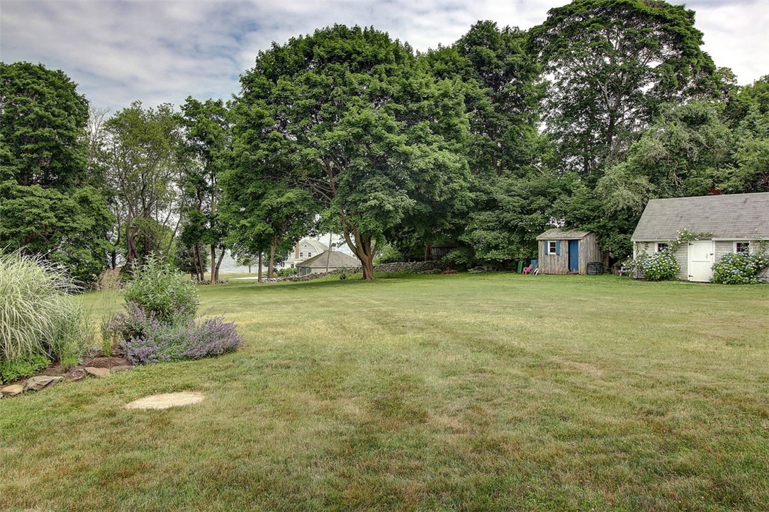 60 Touisset Road Warren, RI 02885 - Photo 34 of 35 Gallery Image 34