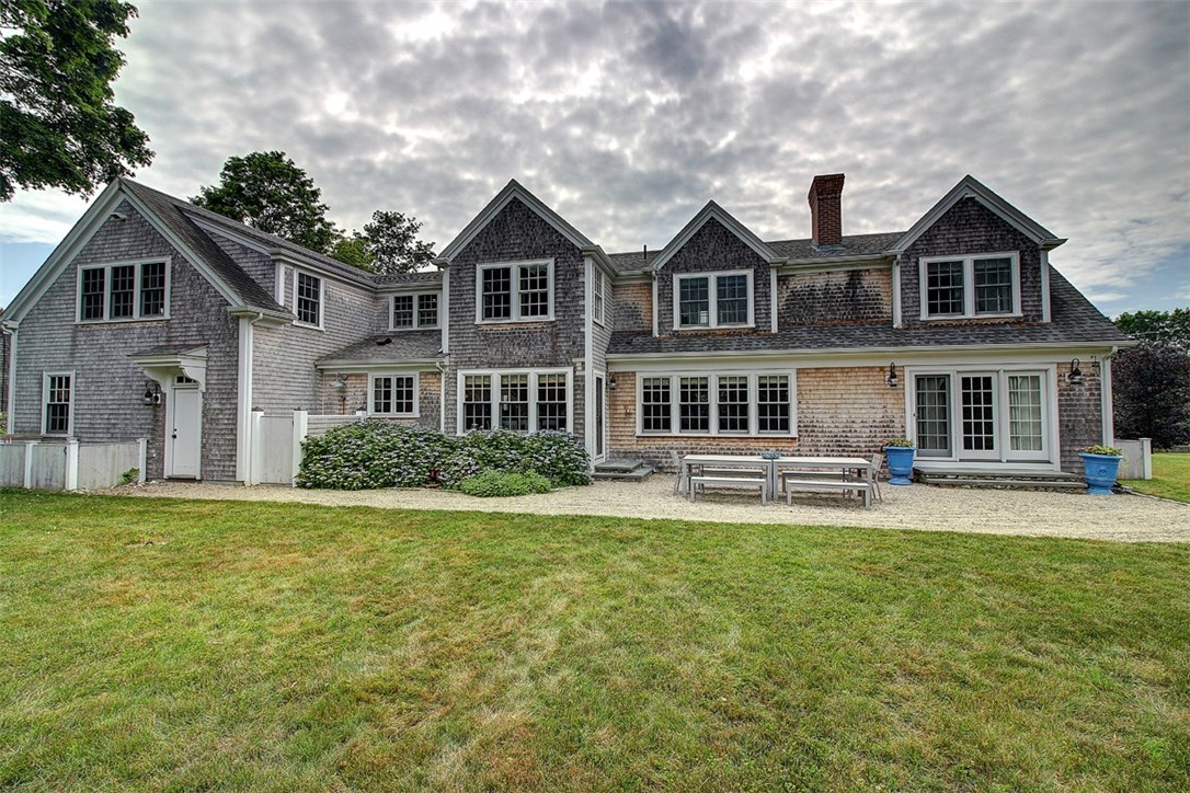 60 Touisset Road Warren, RI 02885 - Photo 4 of 35 Gallery Image 4