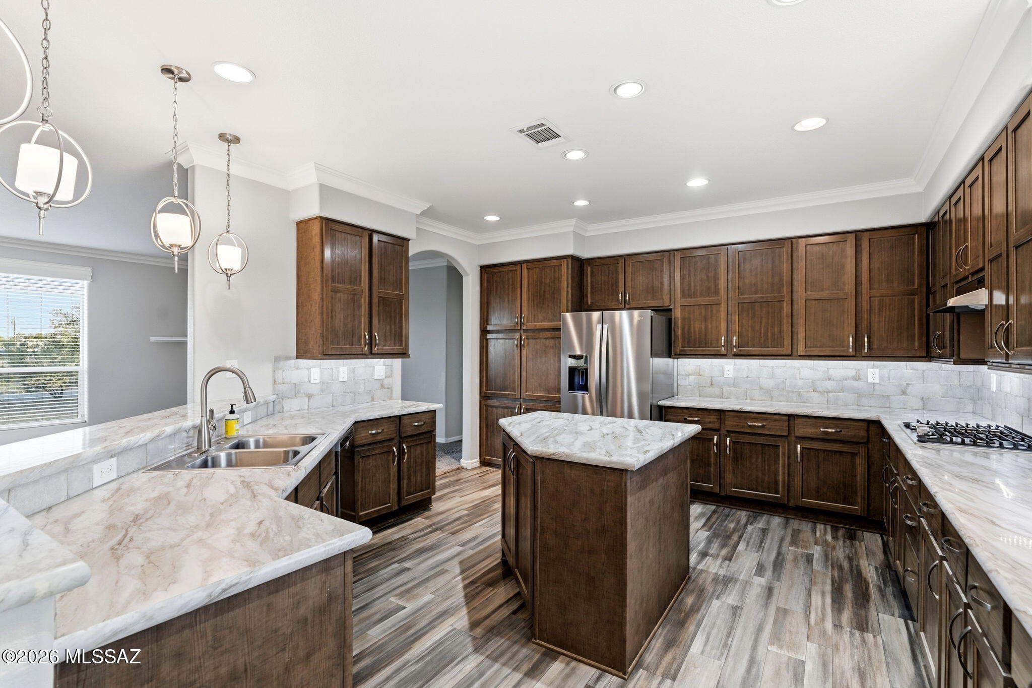 16742 West Moore Road Marana, AZ 85653 - Photo 15 of 47 Kitchen