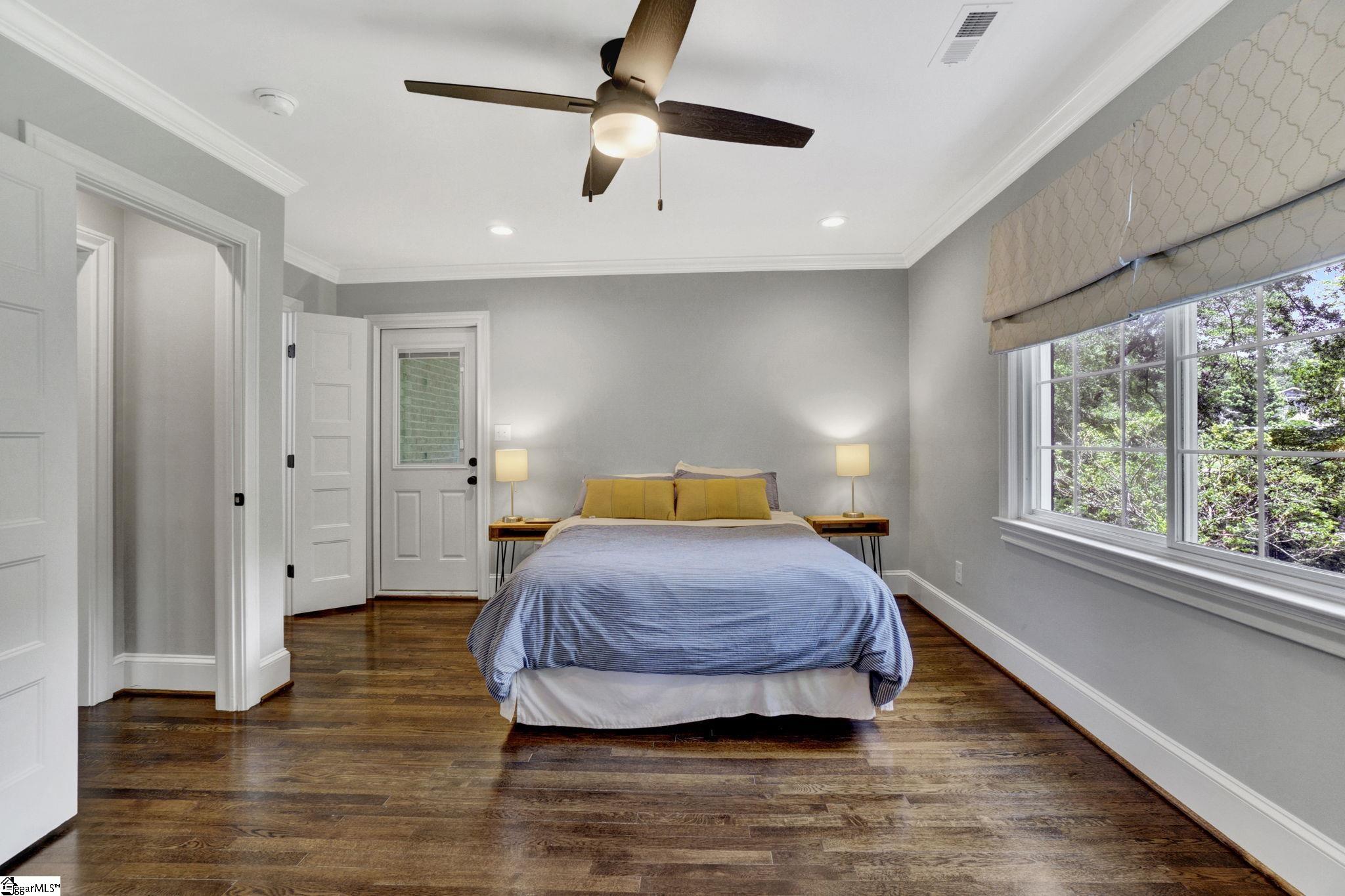 240 West Faris Road Greenville, SC 29605 - Photo 12 of 36 Gallery Image 12