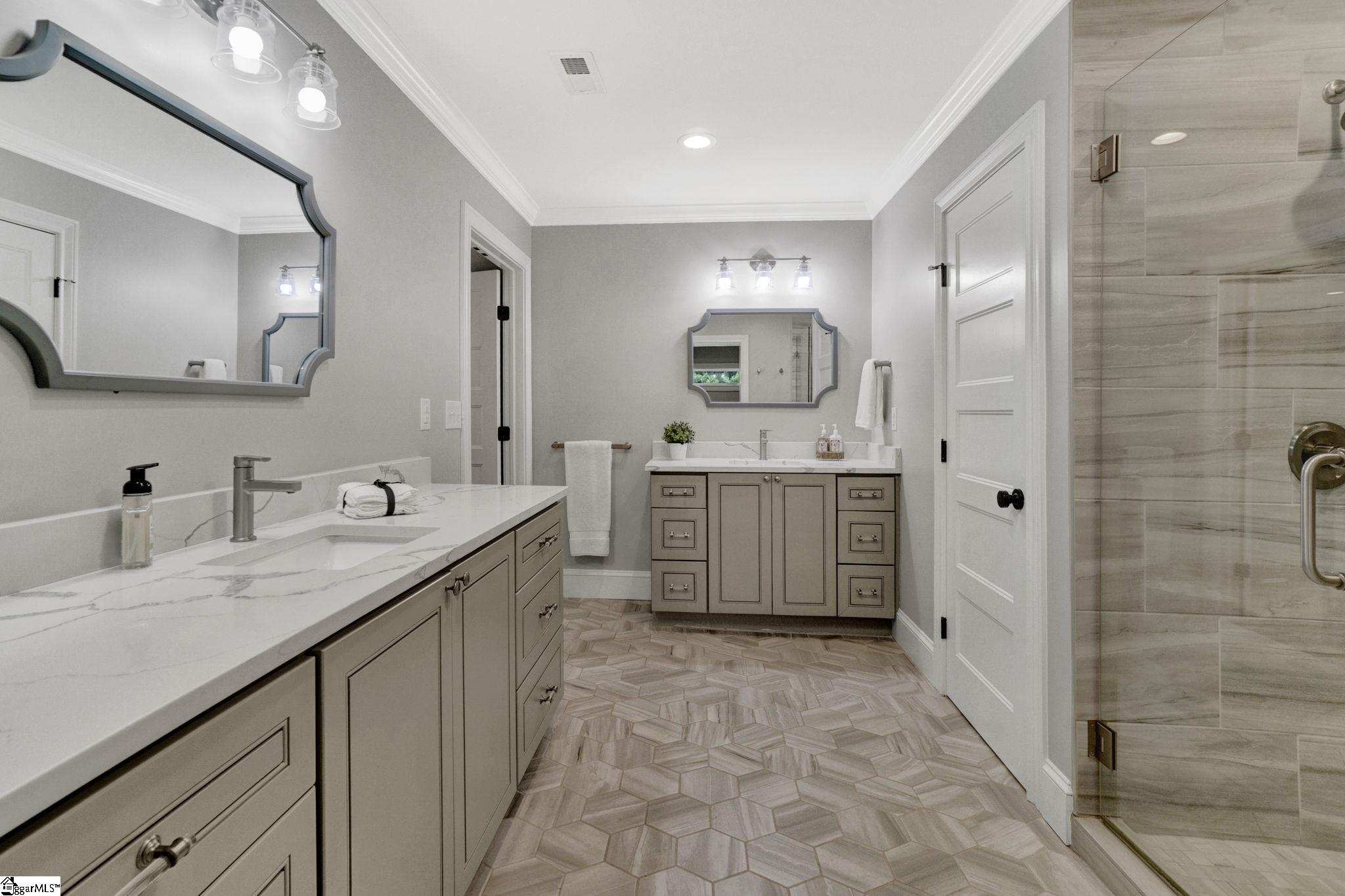 240 West Faris Road Greenville, SC 29605 - Photo 15 of 36 Gallery Image 15