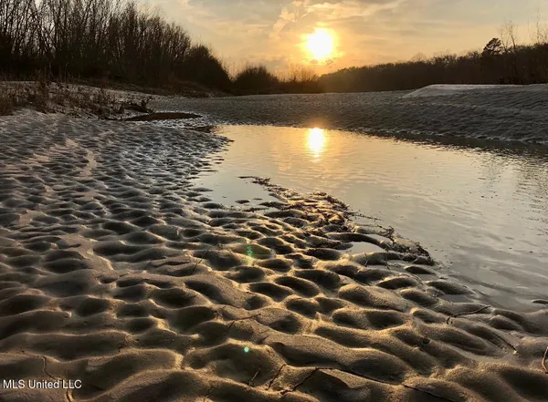 $846,000 | Perrytown Road, Crosby, MS 39633