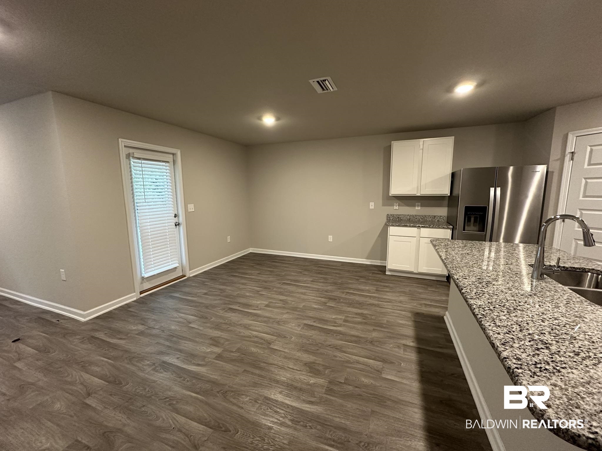 10449 Ruffian Route Daphne, AL 36526 - Photo 7 of 17