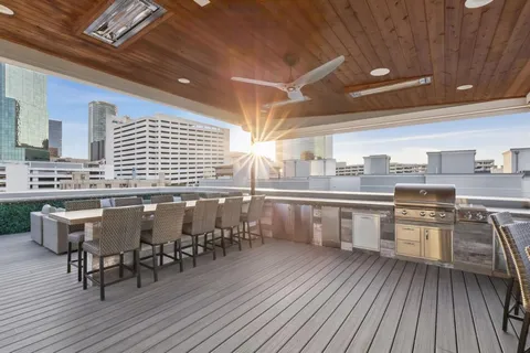 $1,299,999 | 409 East 7th Street, Fort Worth, TX 76102