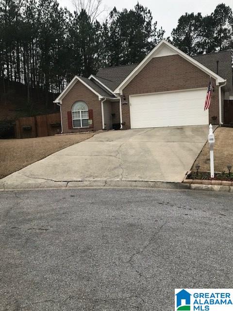 172 Lake Terrace Alabaster, AL 35007 - Photo 1 of 4