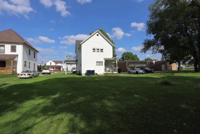 $149,900 | 801 Academy Street, Elroy, WI 53929