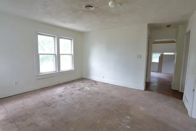 $149,900 | 801 Academy Street, Elroy, WI 53929