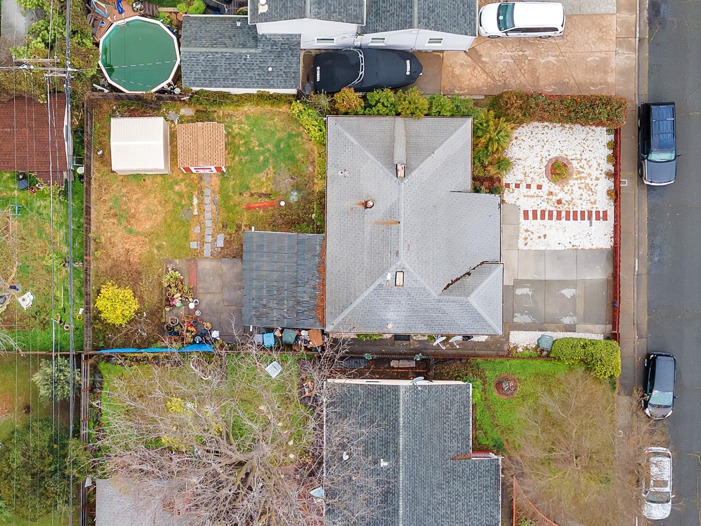 809 Modoc Street Vallejo, CA 94591 - Photo 26 of 31 an aerial view of residential house with outdoor space and swimming pool
