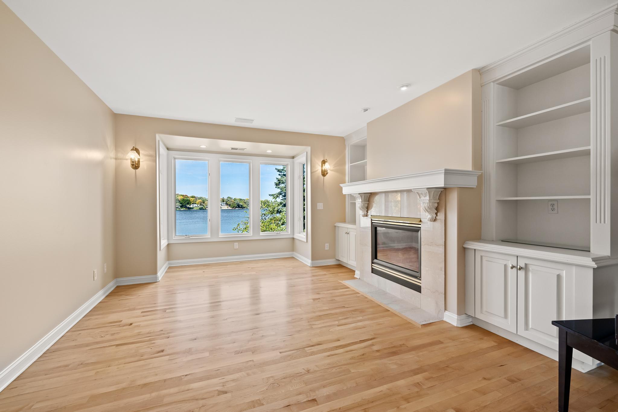 264 Peninsula Road Medicine Lake, MN 55441 - Photo 11 of 57