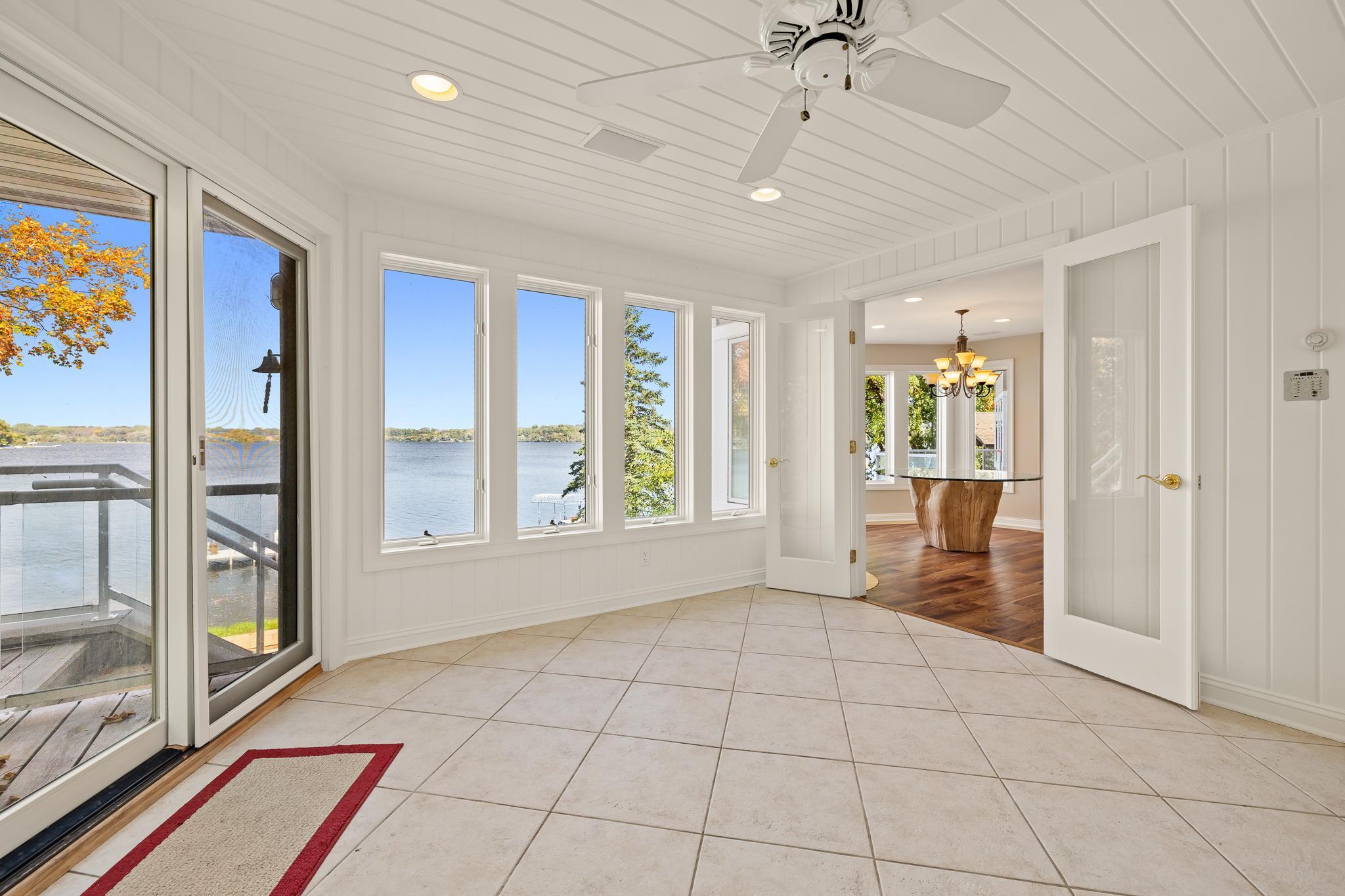 264 Peninsula Road Medicine Lake, MN 55441 - Photo 24 of 57