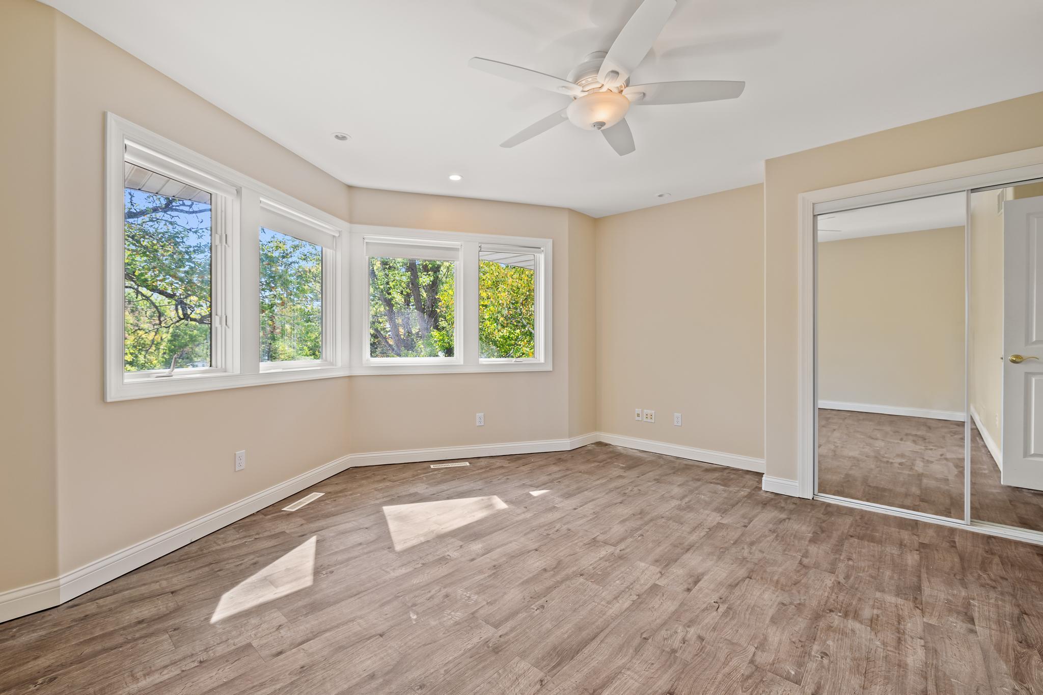 264 Peninsula Road Medicine Lake, MN 55441 - Photo 28 of 57