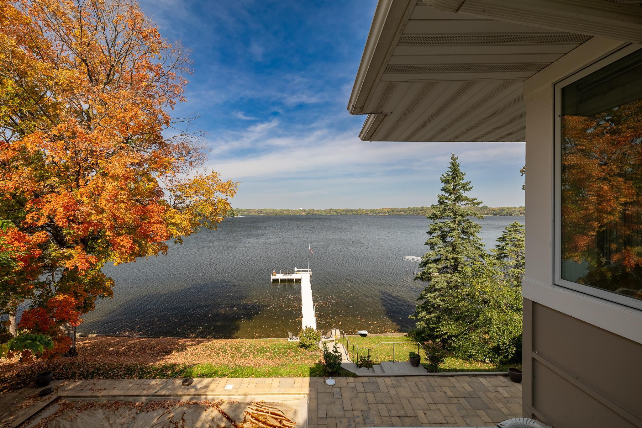 264 Peninsula Road Medicine Lake, MN 55441 - Photo 35 of 57