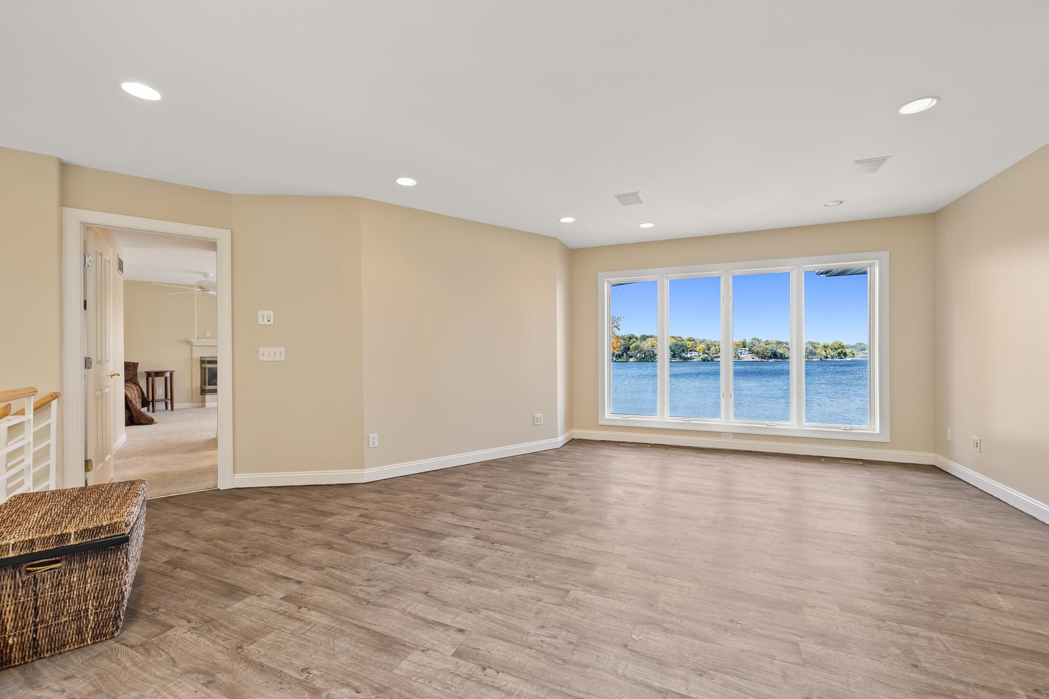 264 Peninsula Road Medicine Lake, MN 55441 - Photo 38 of 57